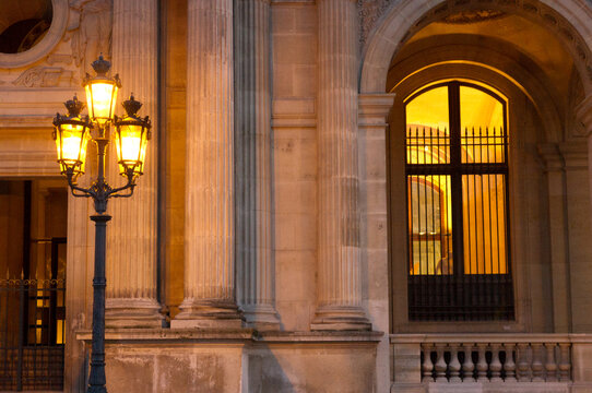 esplanade du louvre