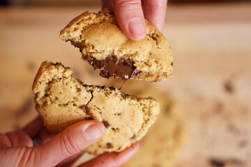 Galletas, galletas rellenas, galletas rellenas de chocolate, chispas de chocolate, chocolate chips,...