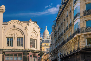 Fototapeta na wymiar Sacre Coeur Cathedral on Montmartre Hill, Paris in France