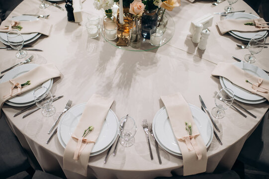 Table Setting Round Wedding Festive Table At The Banquet Top View