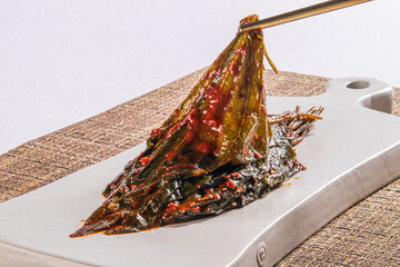 신선한 야채 채소로 무친 깻잎 무침 반찬