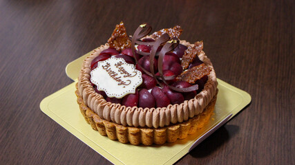 チェリータルトの誕生日ケーキ