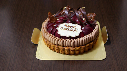 チェリータルトの誕生日ケーキ