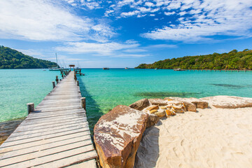 Obraz premium Beautiful beach on the tropical sea at Trad Province, Thailand.