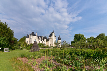 Fototapeta na wymiar Frankreich - Lémeré - Château du Rivau - Parkanlage