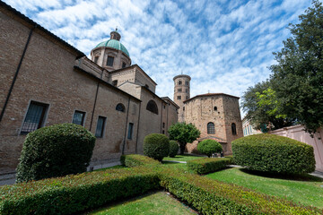 Fototapeta na wymiar Basilica of Sant'Apollinare Ravenna