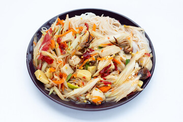 Spicy green papaya salad with vermicelli.