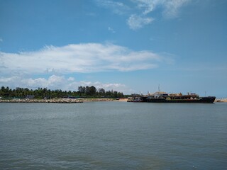 Fototapeta na wymiar Muthala pozhi sea port, Thiruvananthapuram, Kerala, seascape view