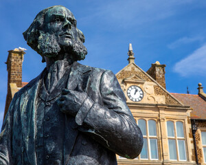 Fototapeta na wymiar Henry Styleman le Strange Statue in Hunstanton, Norfolk, UK