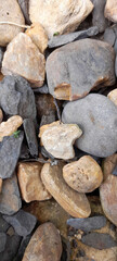 many stones