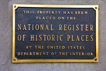 Plaque found on properties listed in the National Register of Historic Places. - obrazy, fototapety, plakaty