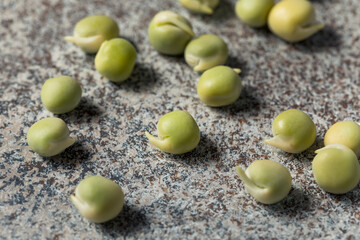 Raw Green Organic Alaskan Peas