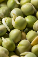 Raw Green Organic Alaskan Peas