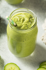 Healthy Organic Detox Green Smoothie