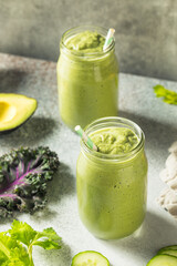 Healthy Organic Detox Green Smoothie