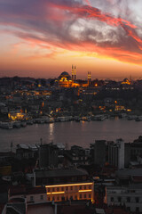 Fototapeta na wymiar Istanbul evening landscape with highlighted Suleymaniye mosque