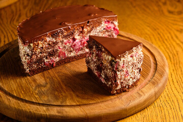 Cherry-berry cake. round wooden diarrhea