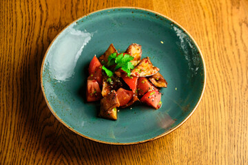 Beef flakes with large basil leaves