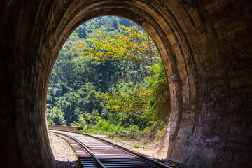 Fototapeta na wymiar Tunnel in Sri Lanka