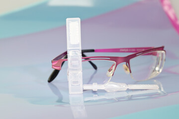 Eye drops to moisturize and soothe dry, red, itchy or burning eyes in single-dose polyethylene...