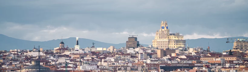 Tableaux ronds sur plexiglas Anti-reflet Madrid Skyline of the city of Madrid