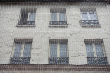 Obraz premium Filet de protection de façade pour les passants