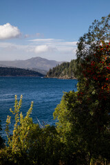 Naklejka premium lake and mountains