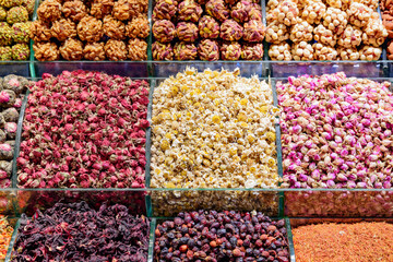 Tea mixtures and dried flower buds