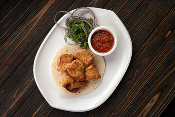 Turkey shish kebab with sauce