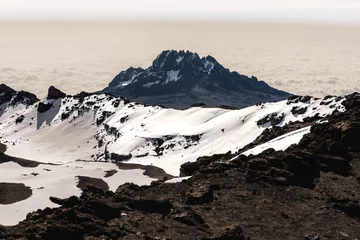 Rideaux velours Kilimandjaro Summit of Mount Kilimanjaro above the clouds