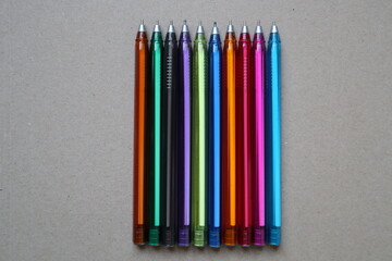 colored pens