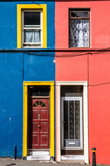 Fototapeta na wymiar Colorful houses in Cork 1