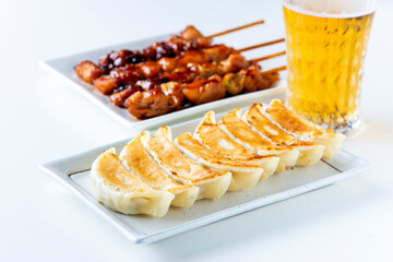 餃子と焼き鳥とビール
