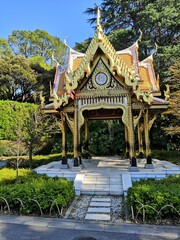 templo en el zoologico de ueno