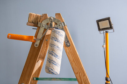Repair of apartments.	