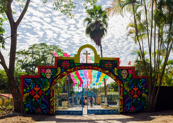 Panteón cementerio municipal de San vicente tancuayalab, san luis potosí méxico en dia de...