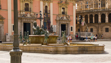 Fototapeta premium Virgin square fountain in Valencia Spain
