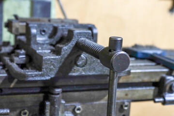 町工場の手動旋盤