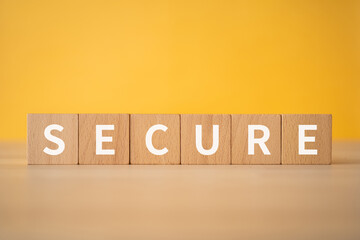安全・セキュアのイメージ｜「SECURE」と書かれた積み木