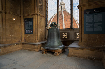 Obraz premium Old big bell on a pedestal in the tower.