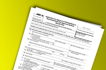 Obraz premium Form 4461-A documentation published IRS USA 11.20.2019. American tax document on colored