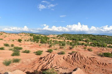 Desierto Tatacoa procesos de erosión por agua. Desierto Rojo