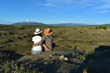 Paisaje de desierto con pareja: Amor