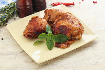Roasted chicken leg with spicy sauce