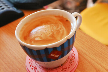 コーヒーとデスク