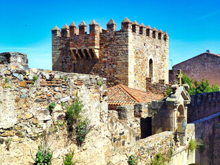 Bujaco Tower and La Estrela arch in Caceres city, Spain