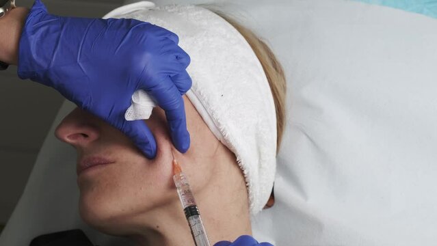 facial mesotherapy applied with a cannula