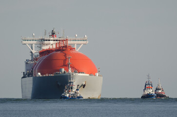 LNG TANKER - Gas ship is going to the port