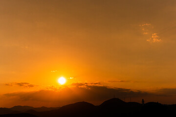 万葉の岬から望む夕日