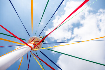 The traditional English Maypole & Coloured Ribbons. - obrazy, fototapety, plakaty